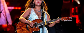 South Africa mourns loss of music  icon Zahara