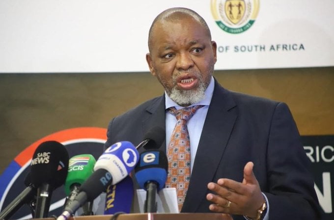Mantashe urges mining companies in the North West to contribute to the improvement of the local area