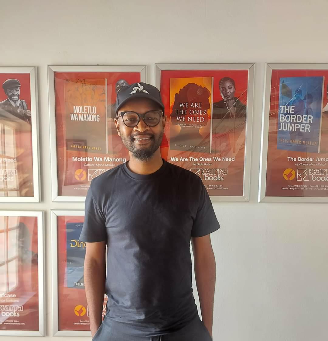 Tuelo Gabonewe a book author