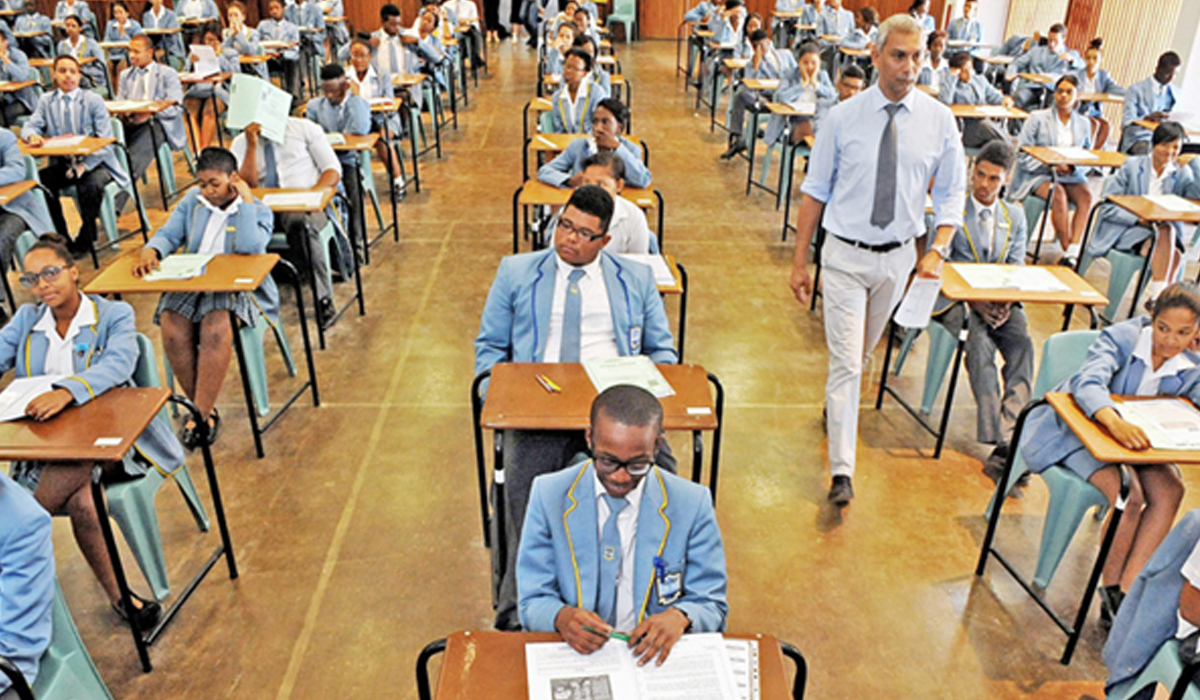 g12 finalstretch art